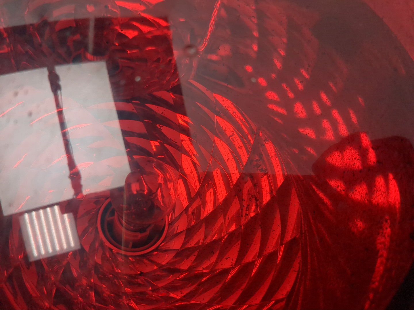 Фонарь задний левый