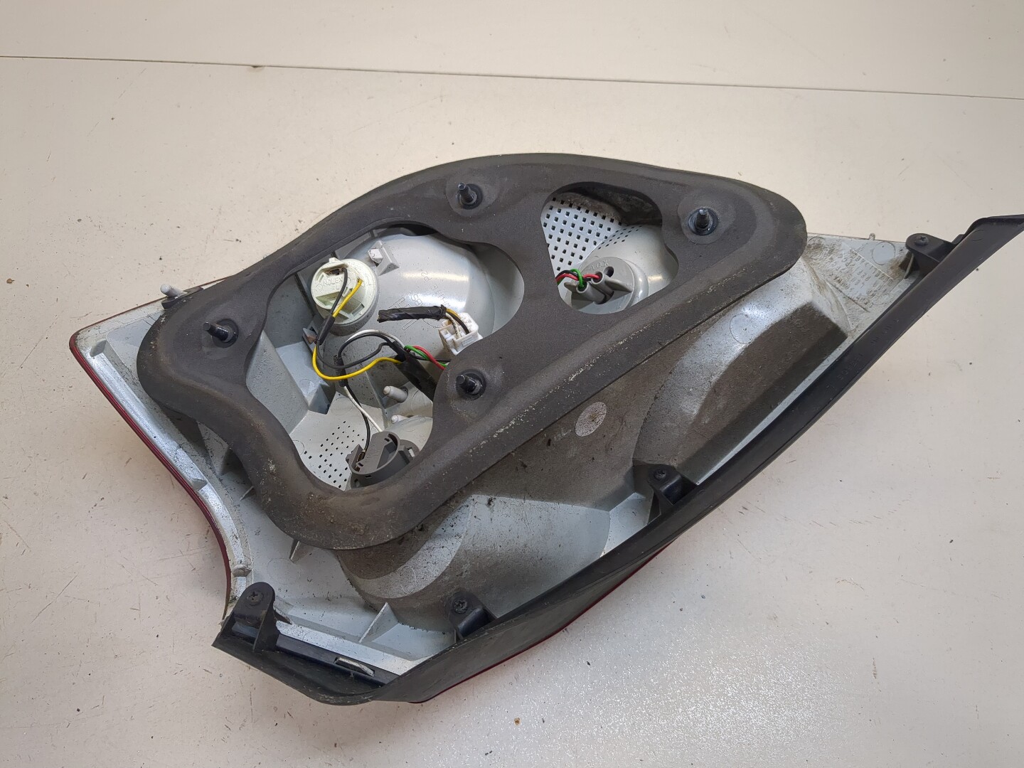 Фонарь задний левый