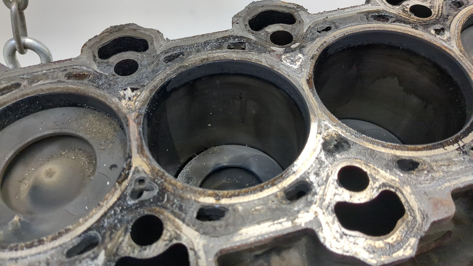 Блок двигателя