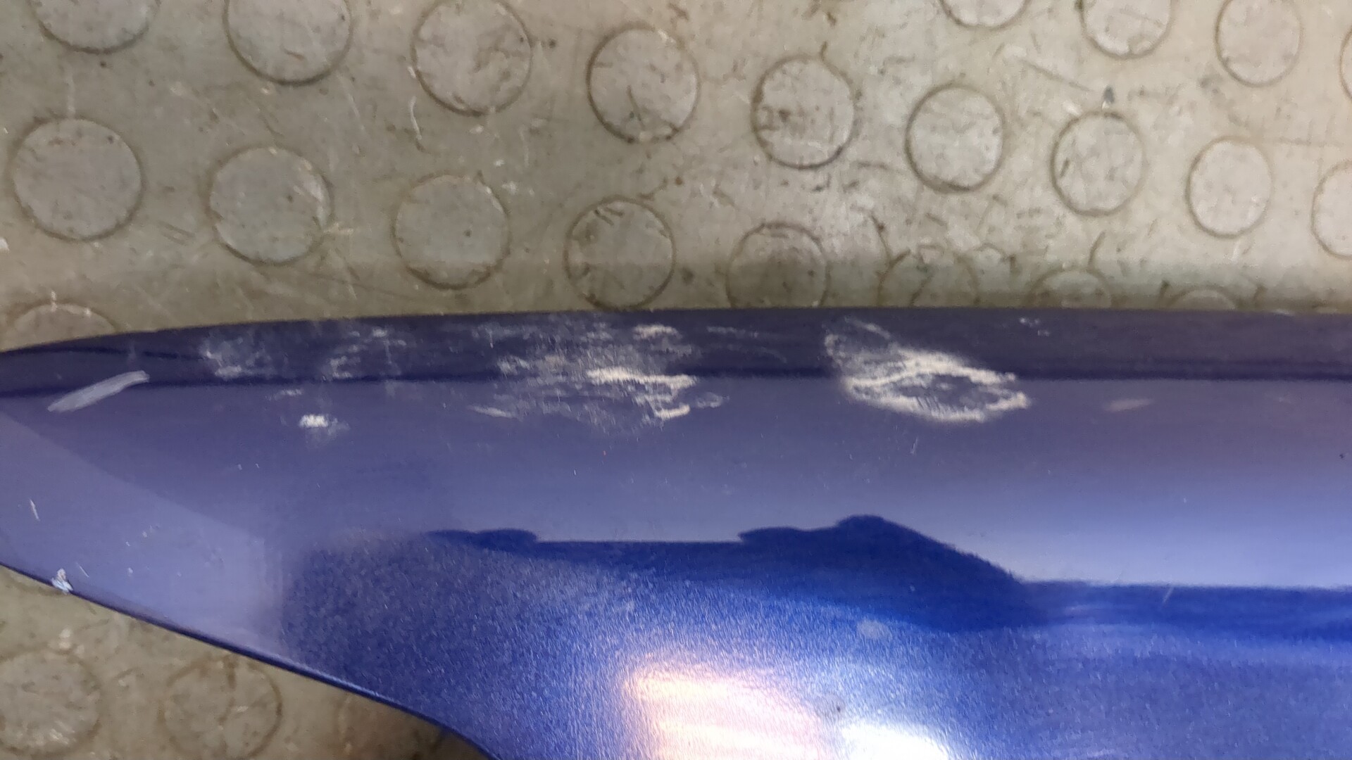 Крыло переднее левое