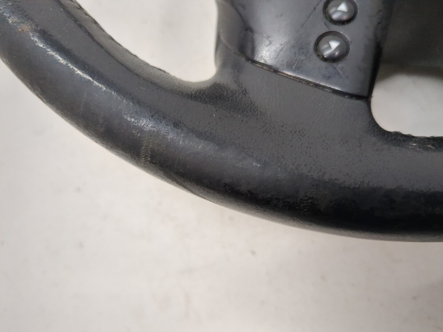 Рулевое колесо (руль)