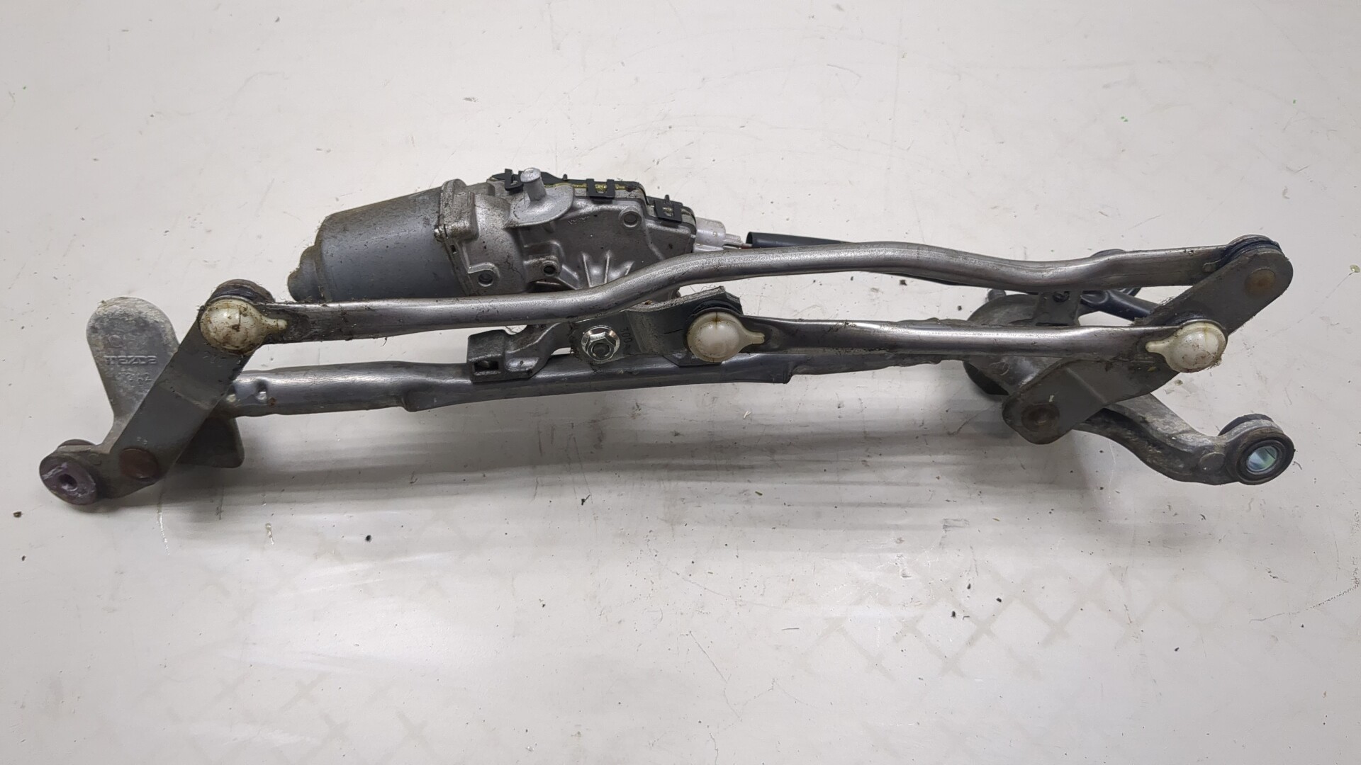 Трапеция стеклоочистителей