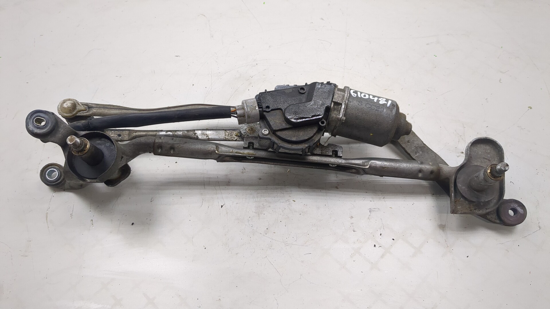 Трапеция стеклоочистителей