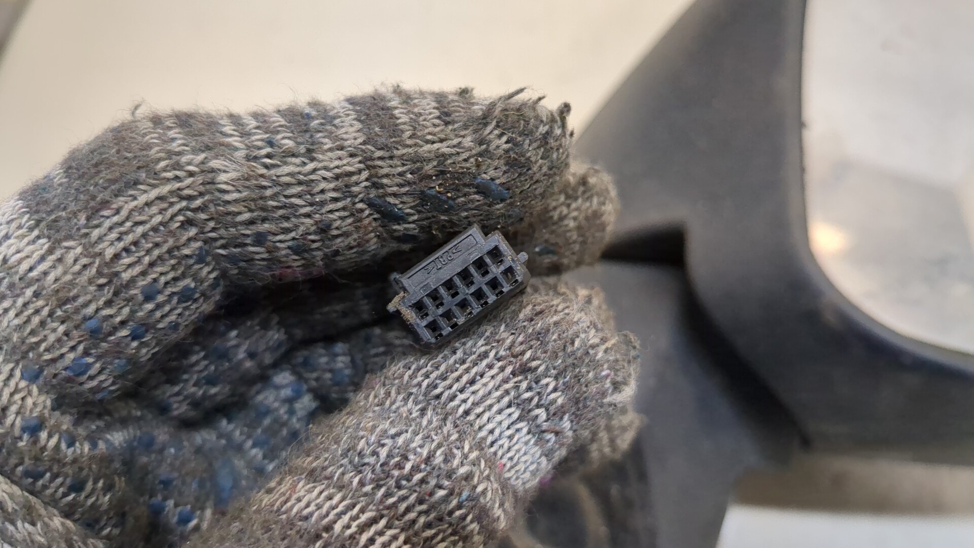 Зеркало правое электрическое