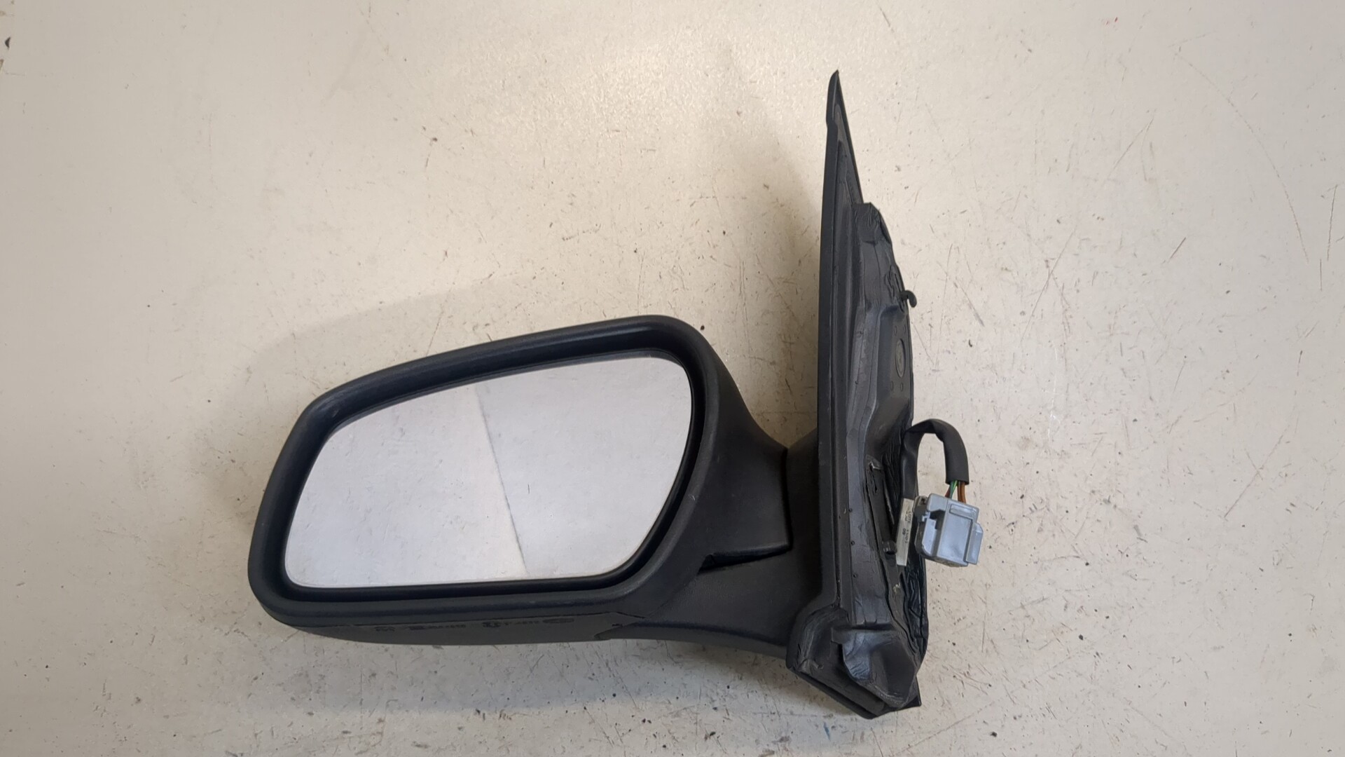 Зеркало левое электрическое