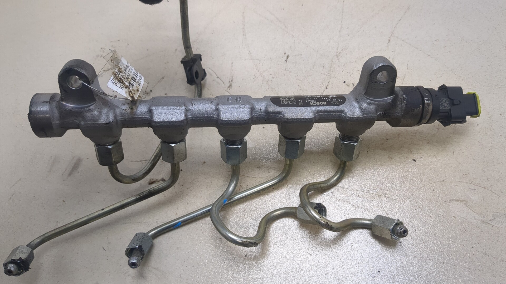 Рейка топливная (рампа)