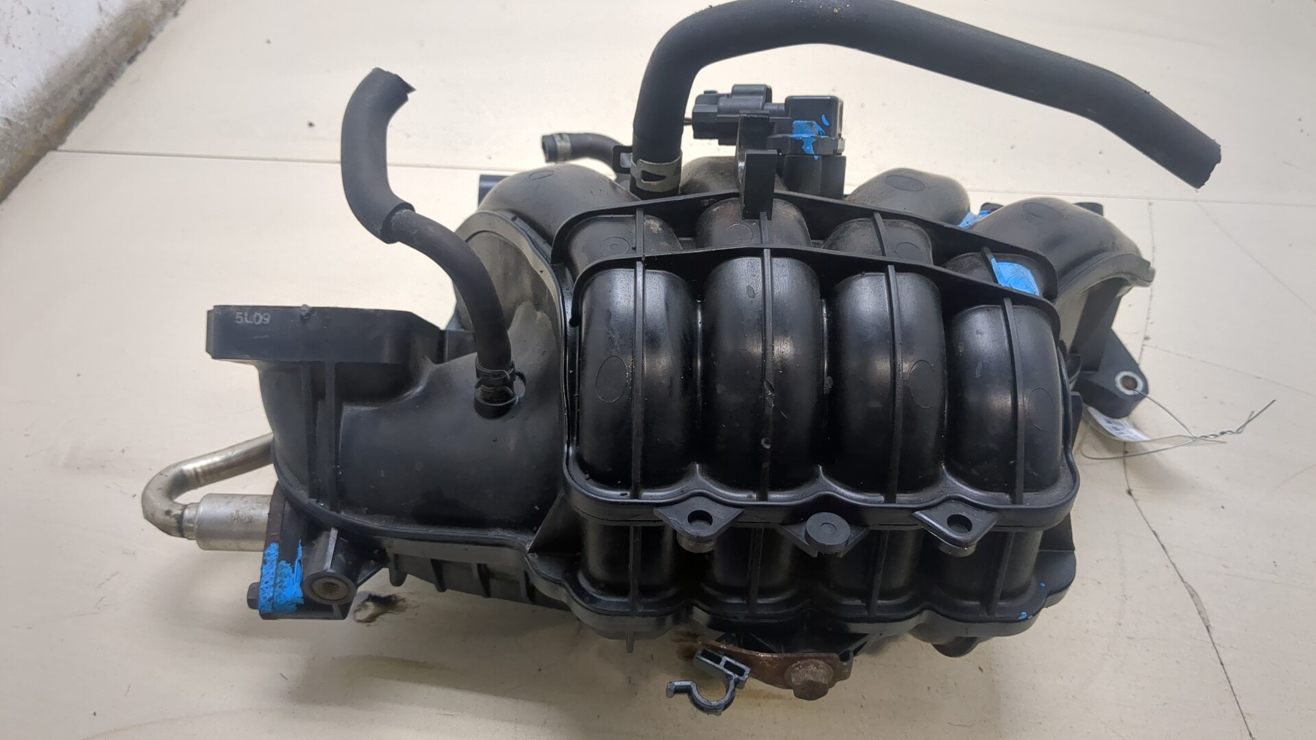 Коллектор впускной