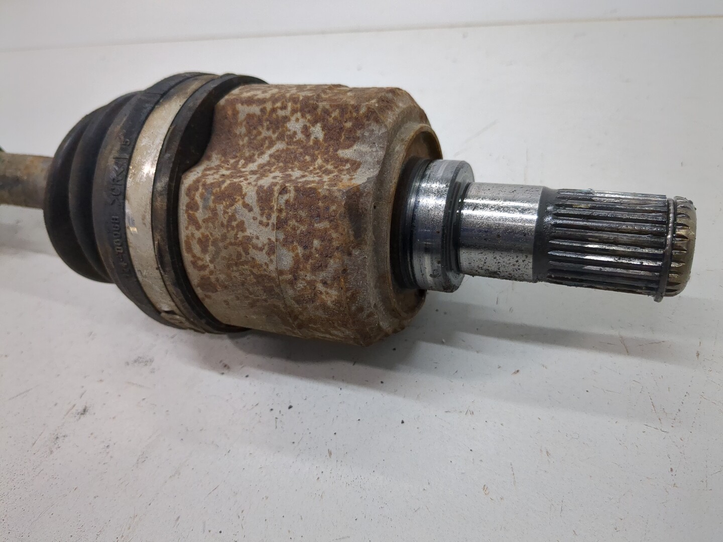 Полуось передняя левая