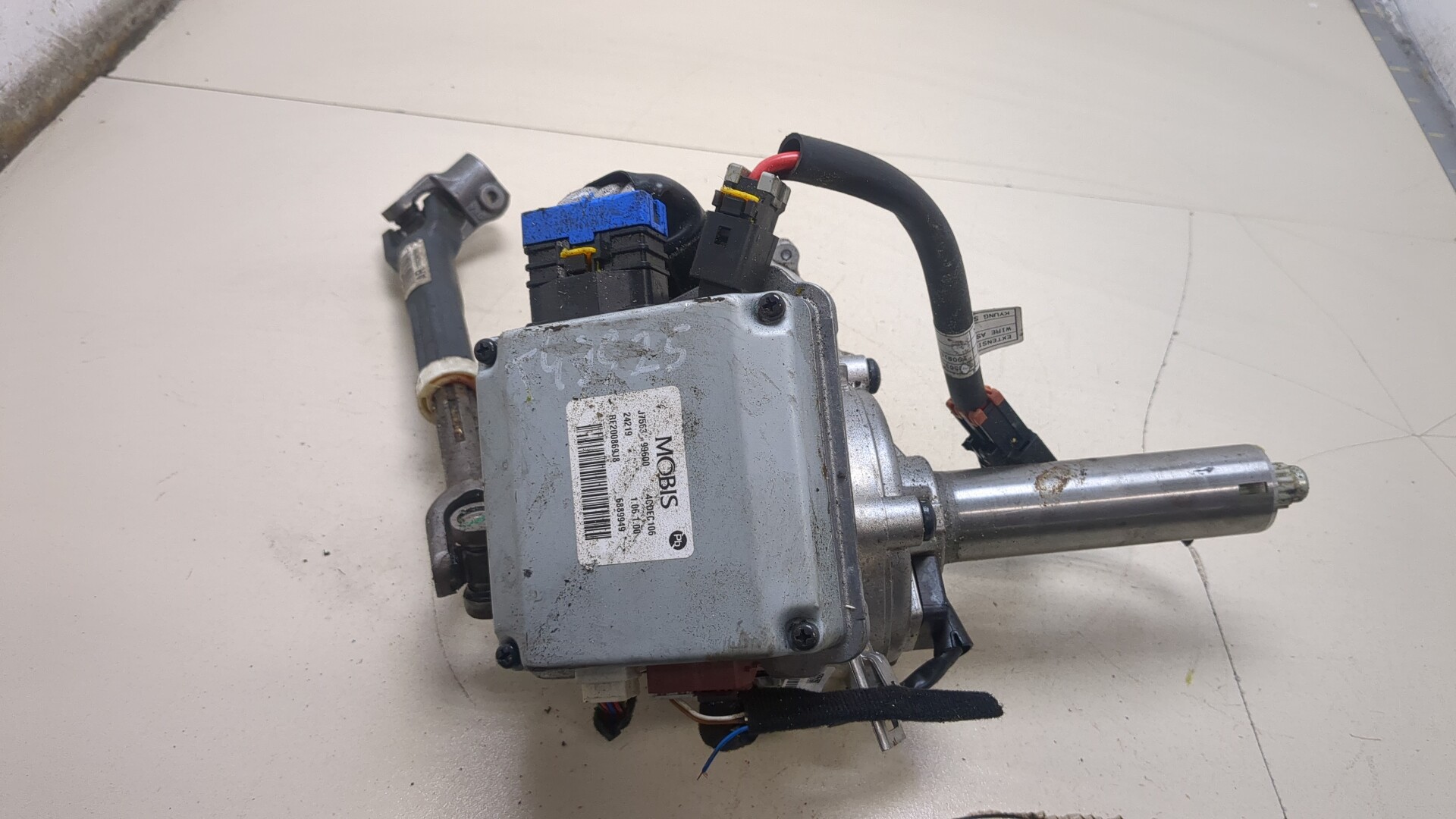 Серводвигатель рулевой рейки