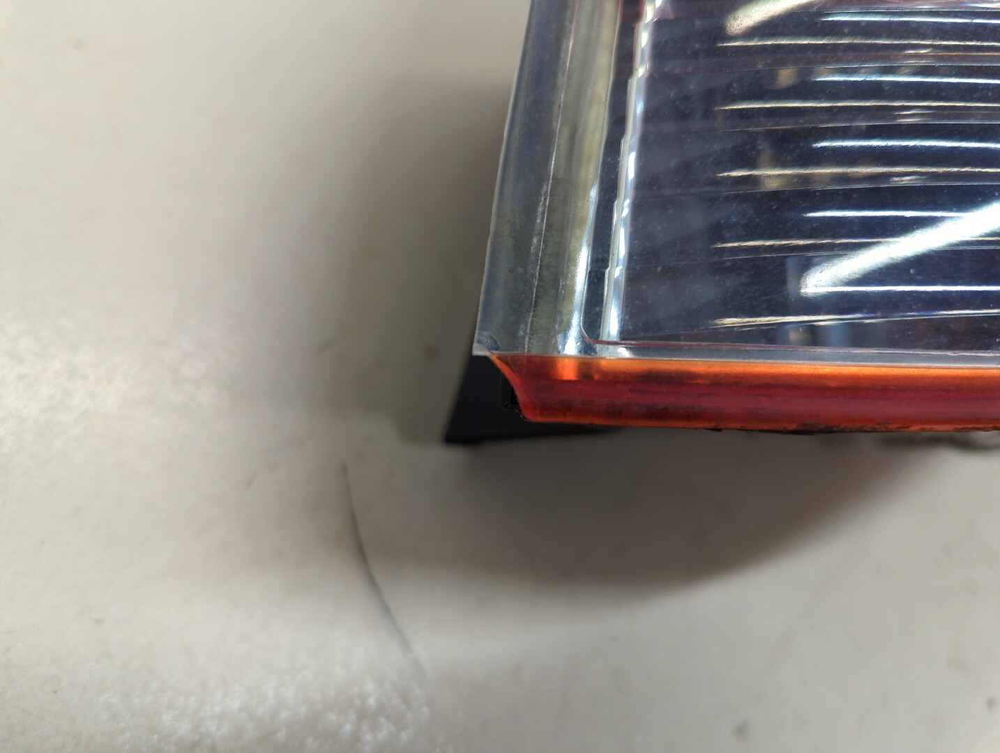 Фонарь задний правый