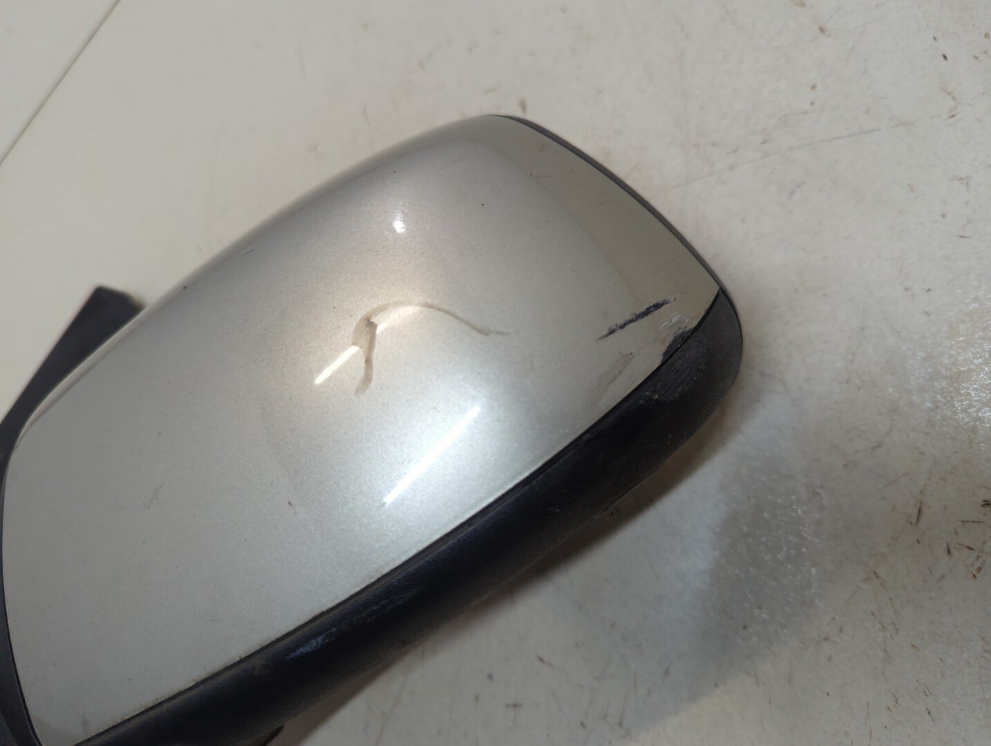 Зеркало левое электрическое