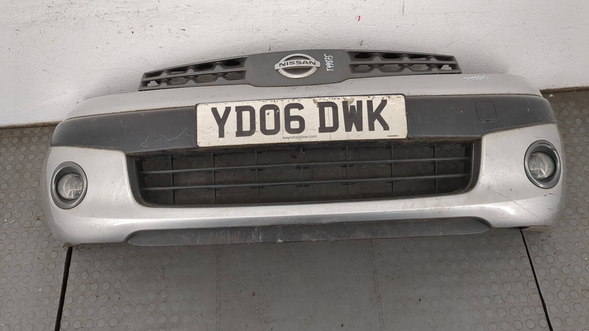 Бампер передний