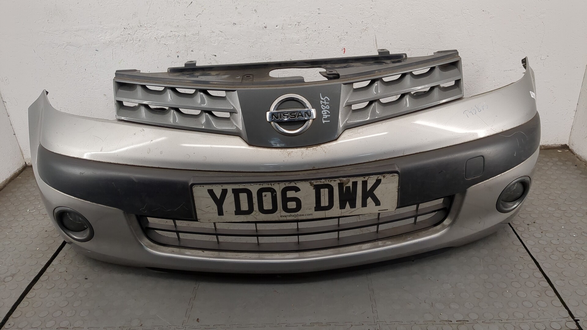 Бампер передний