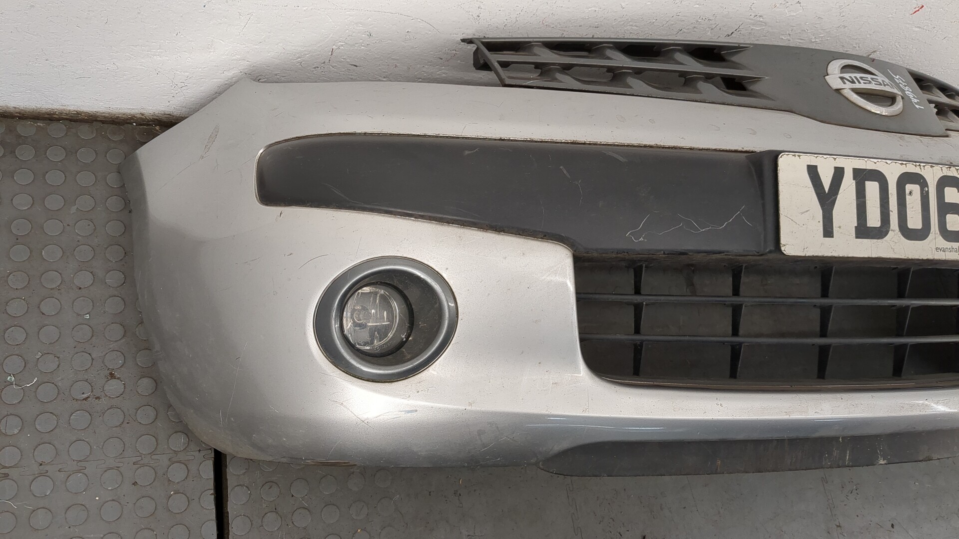 Бампер передний