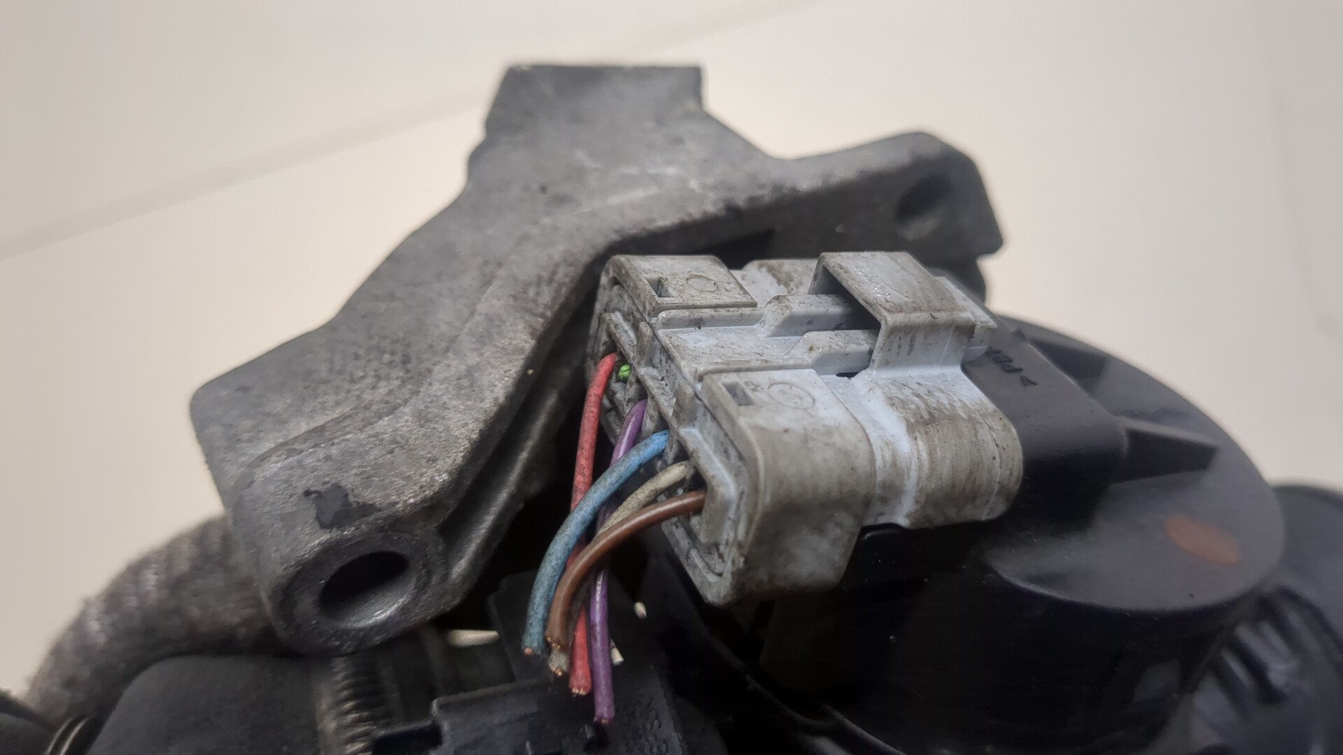 Заслонка дроссельная электрическая