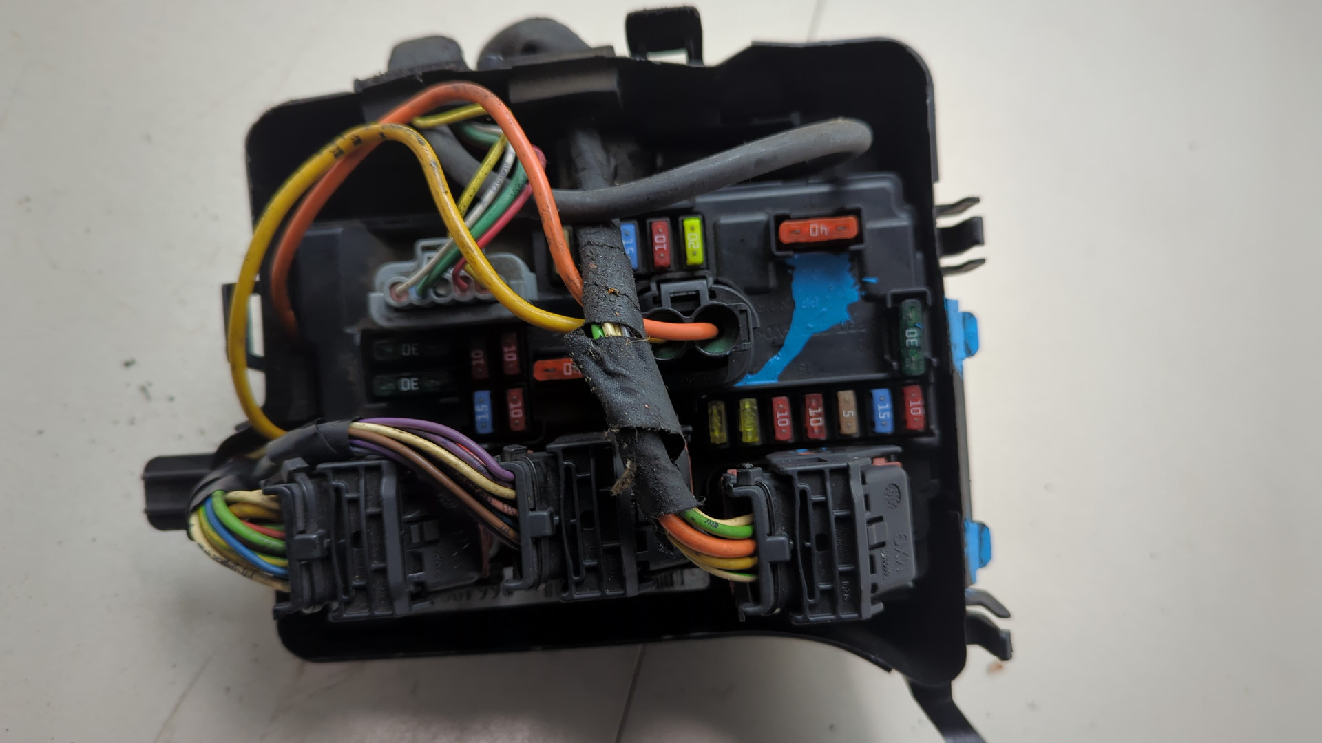 Блок предохранителей