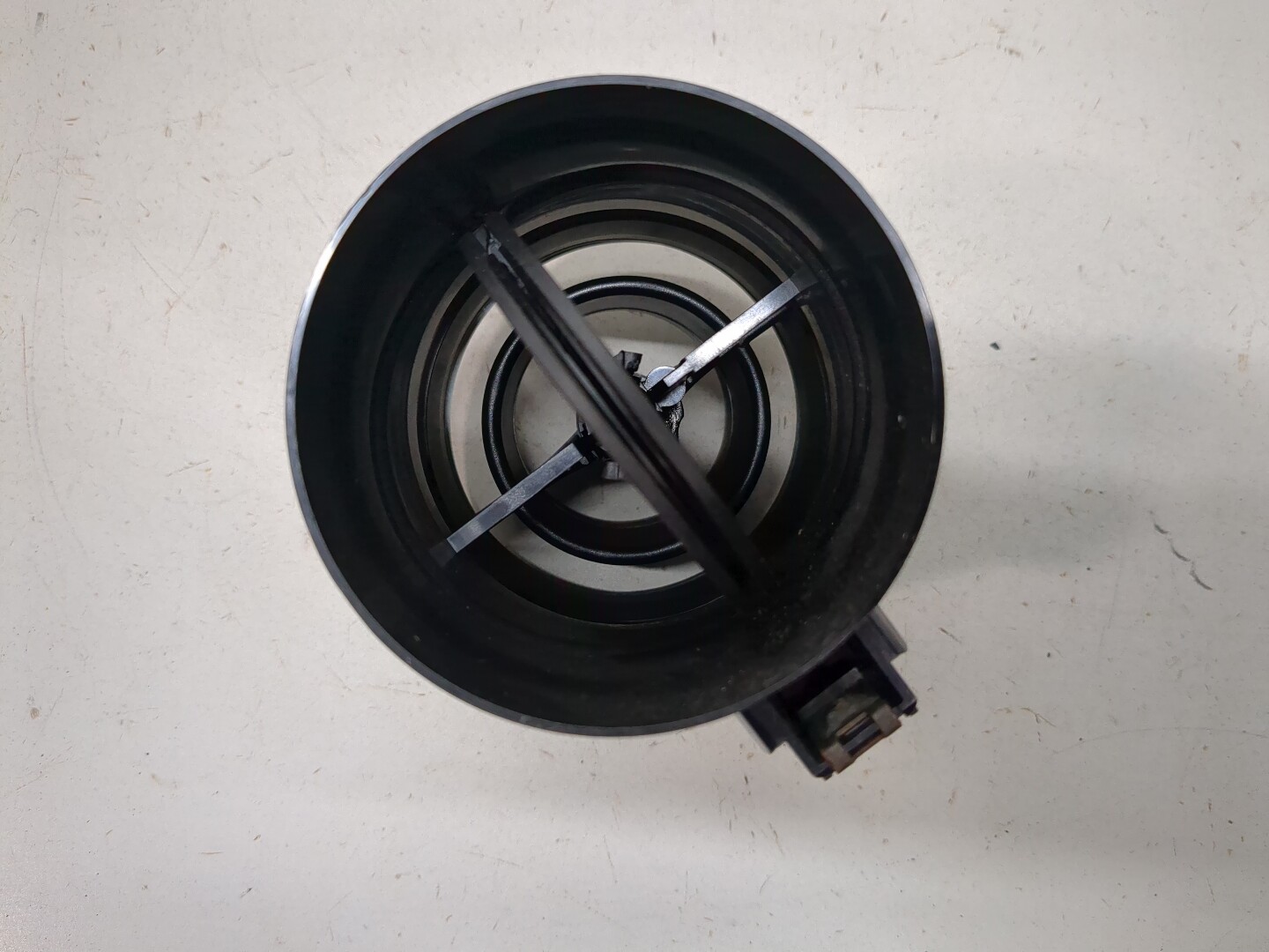 Дефлектор воздушный