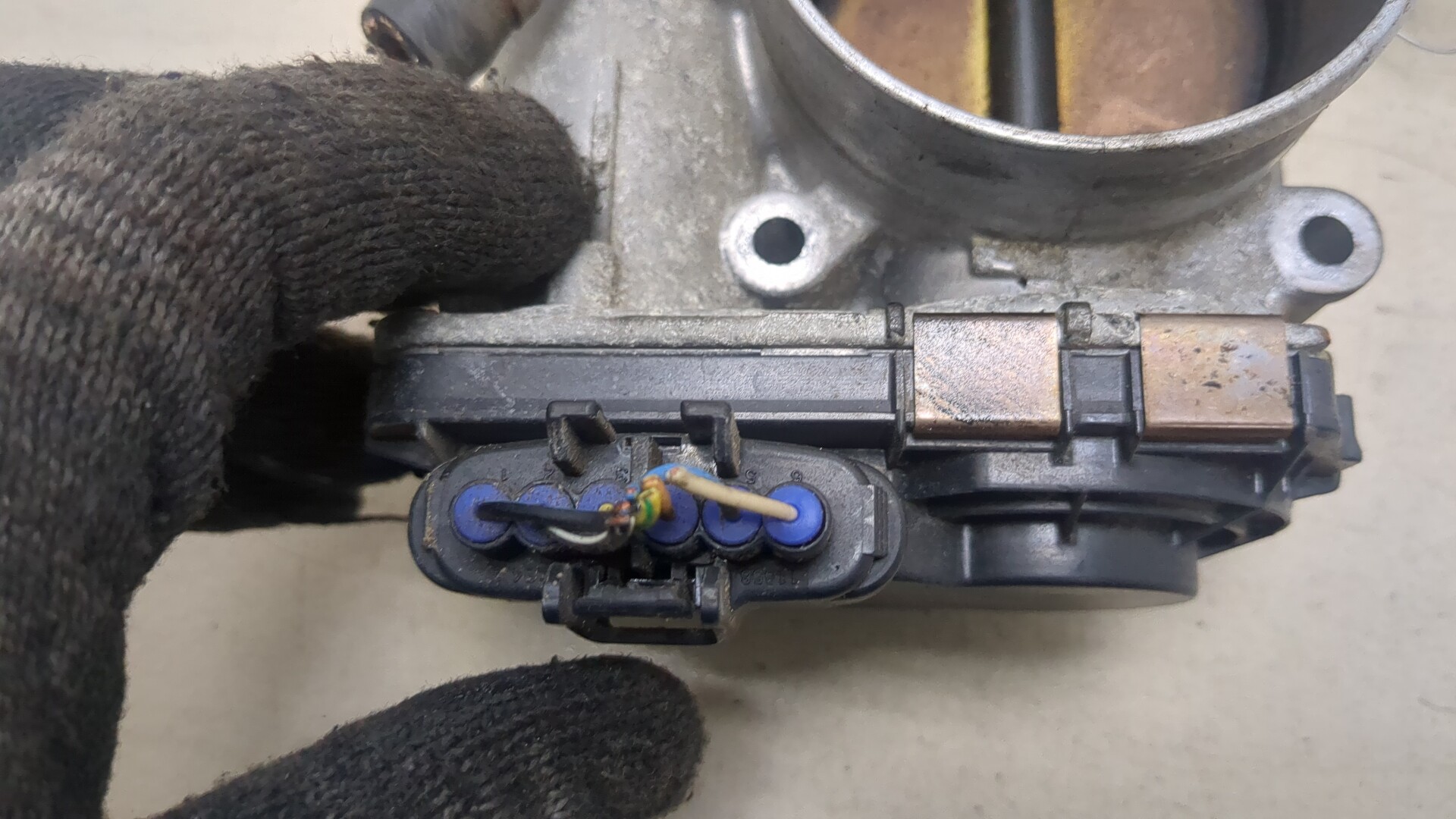 Заслонка дроссельная электрическая