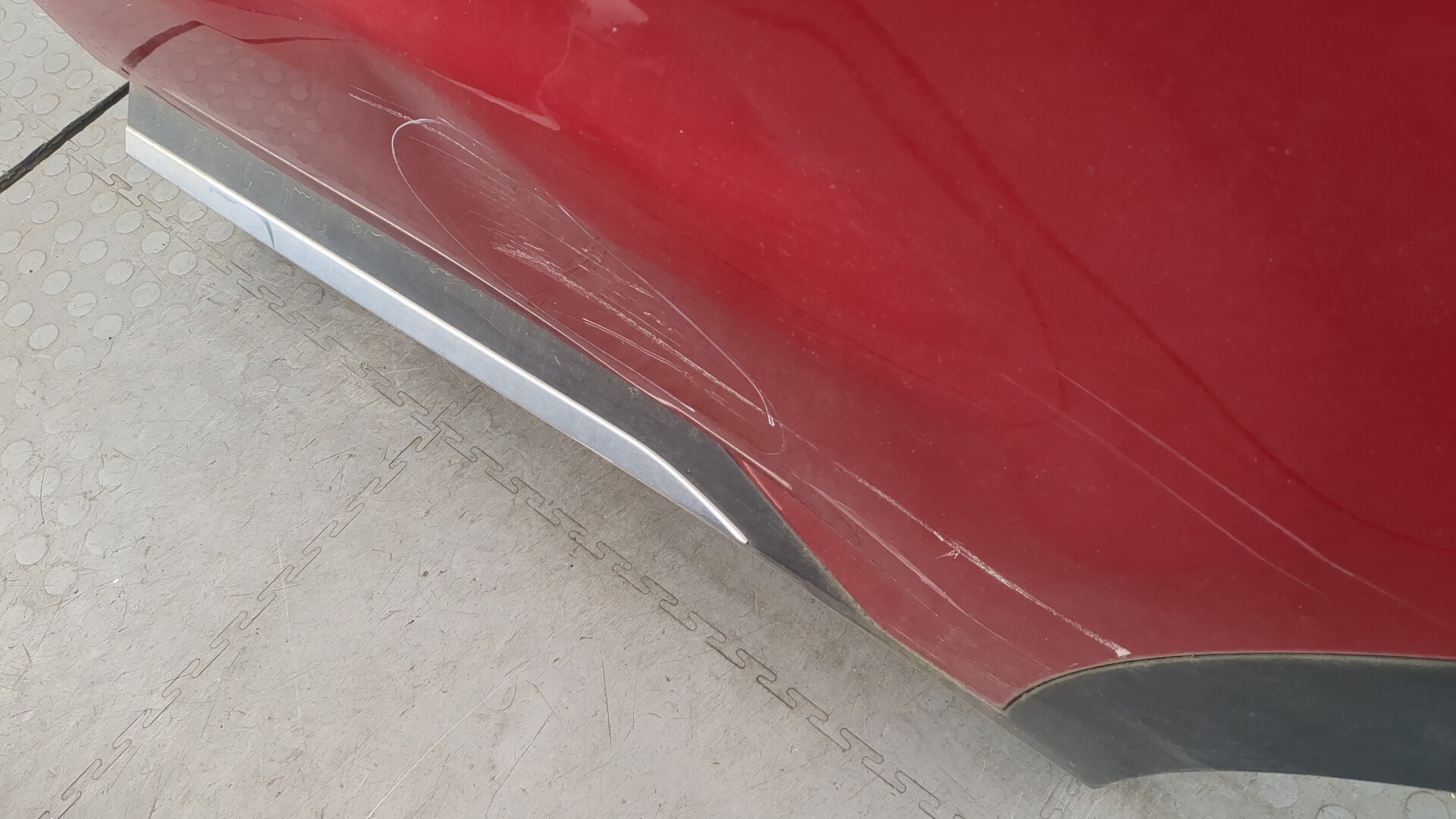 Дверь задняя левая