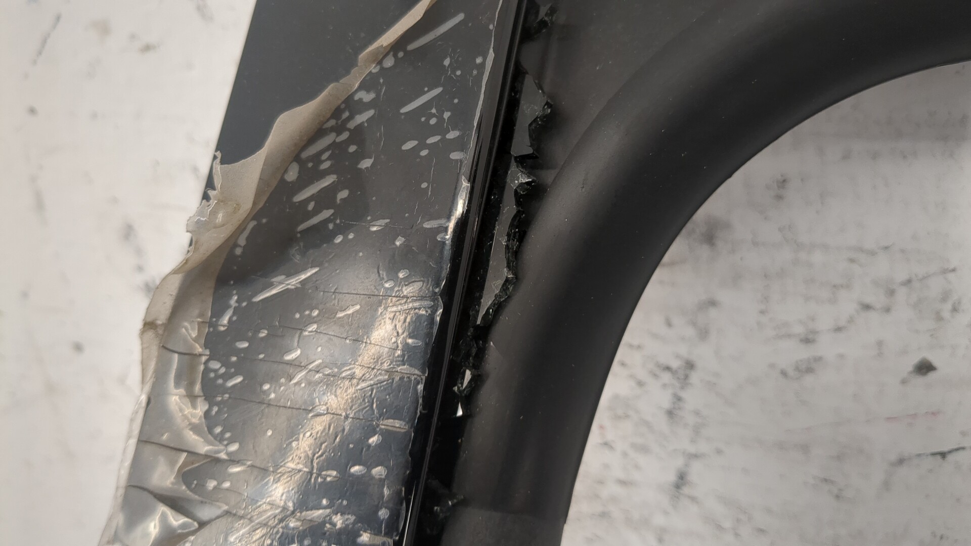 Дверь задняя левая