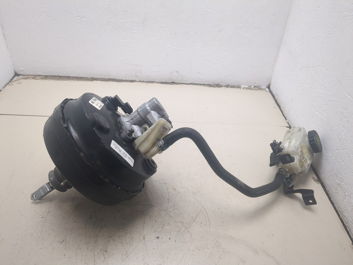 Цилиндр тормозной главный