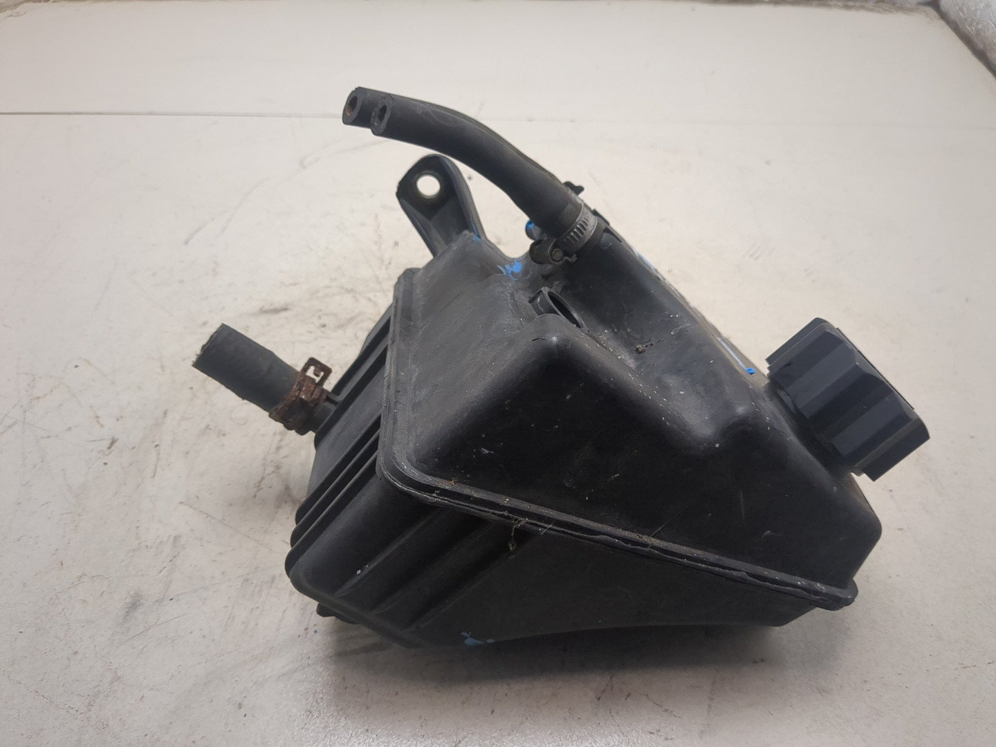 Бачок расширительный