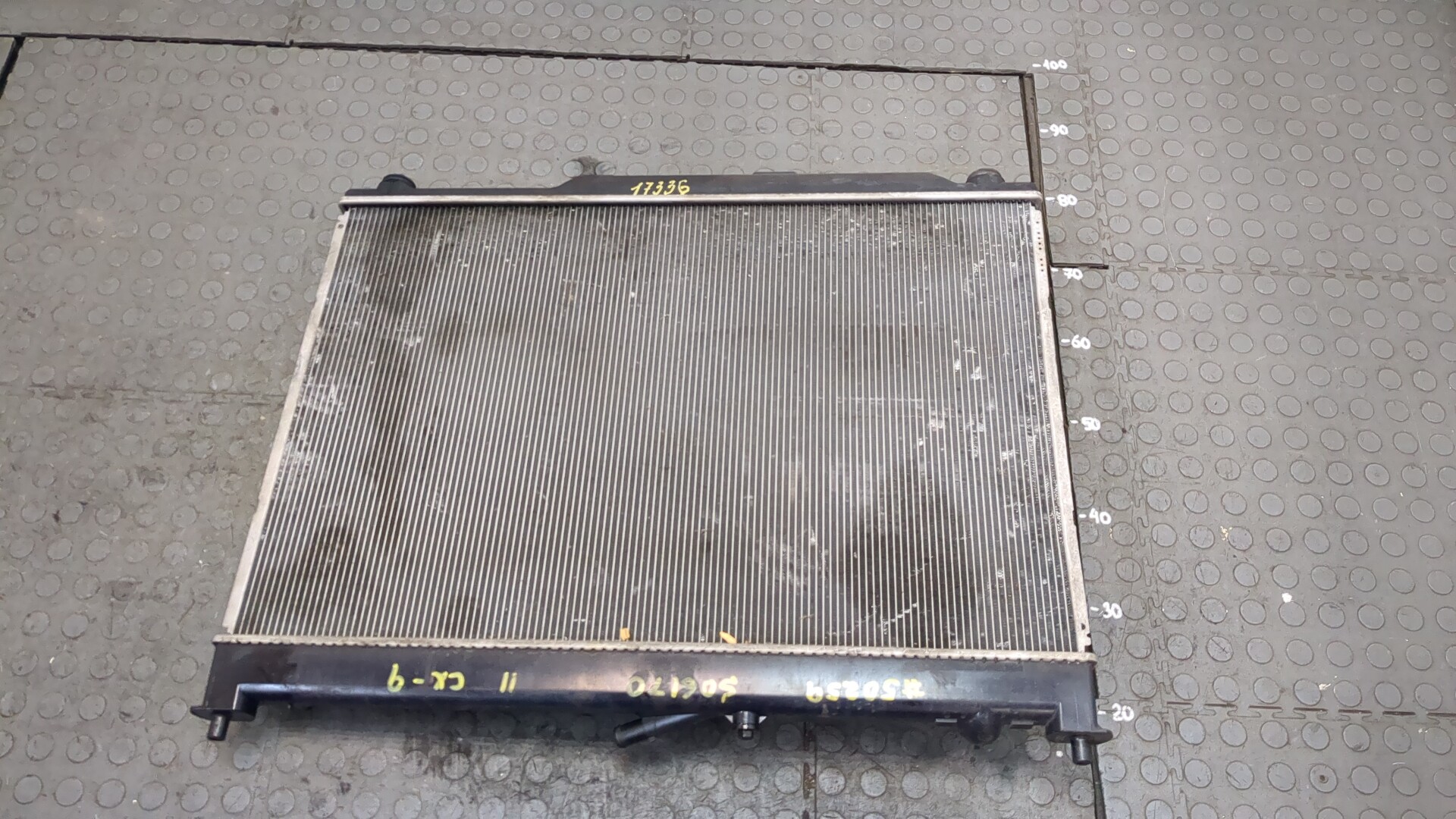 Радиатор охлаждения двигателя основной