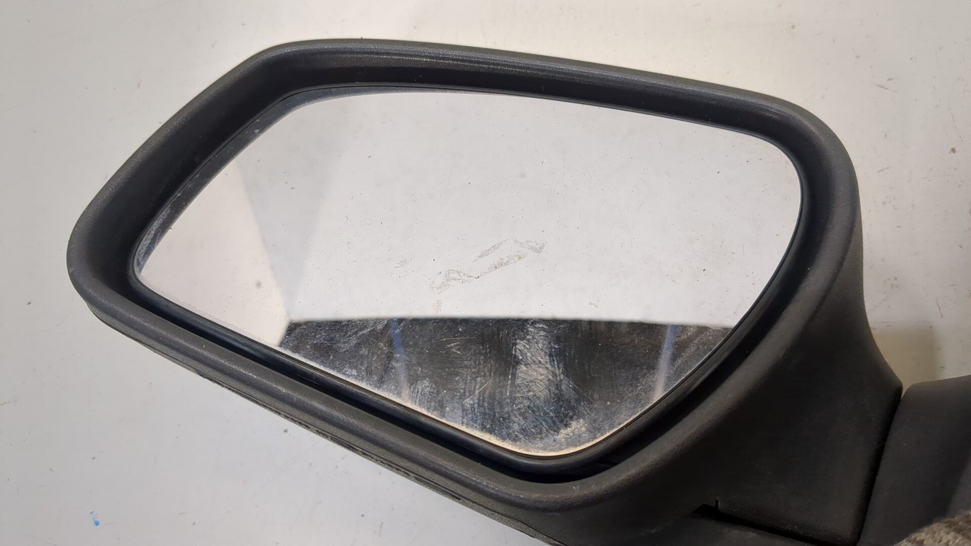 Зеркало левое электрическое