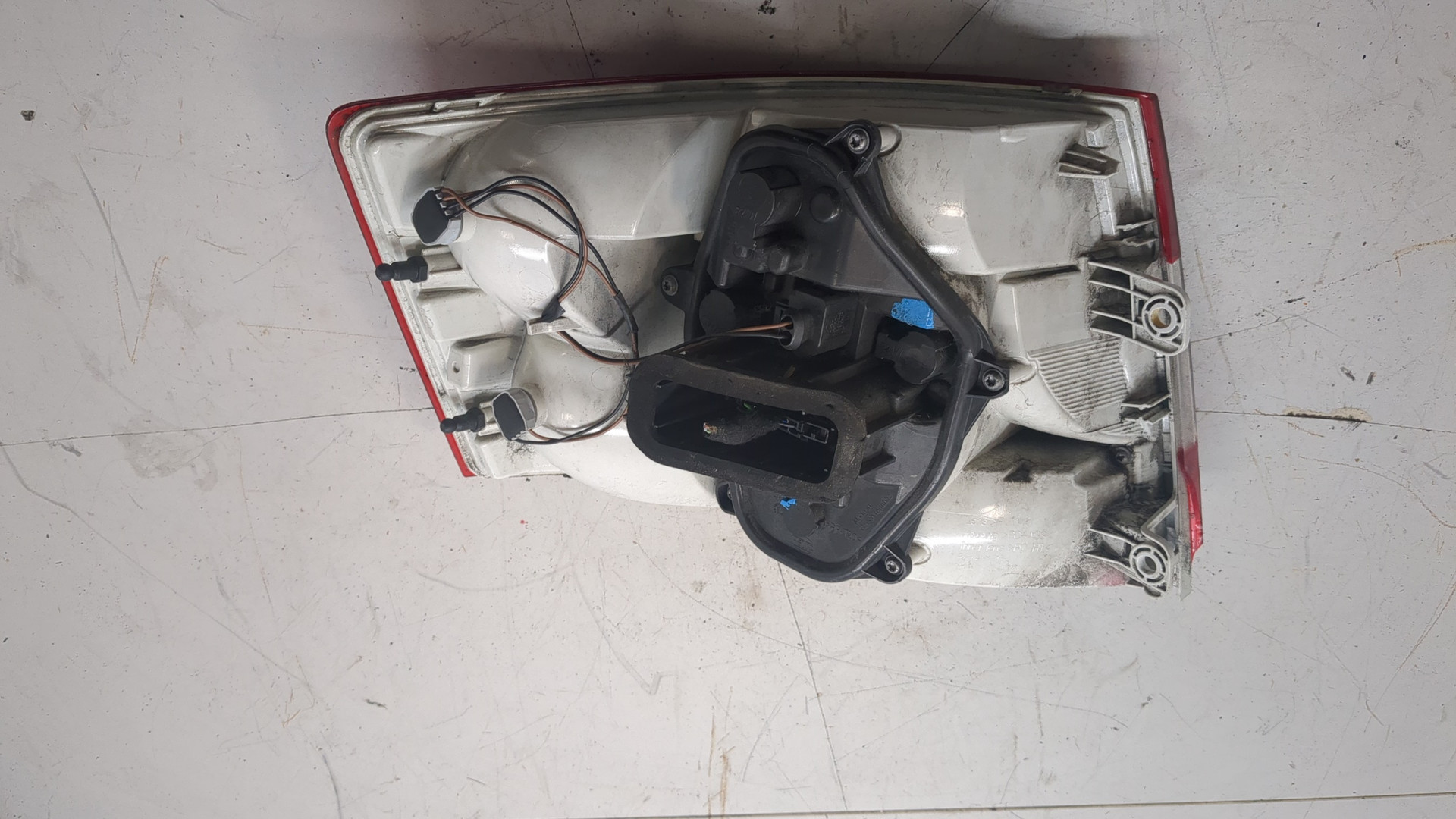 Фонарь задний правый