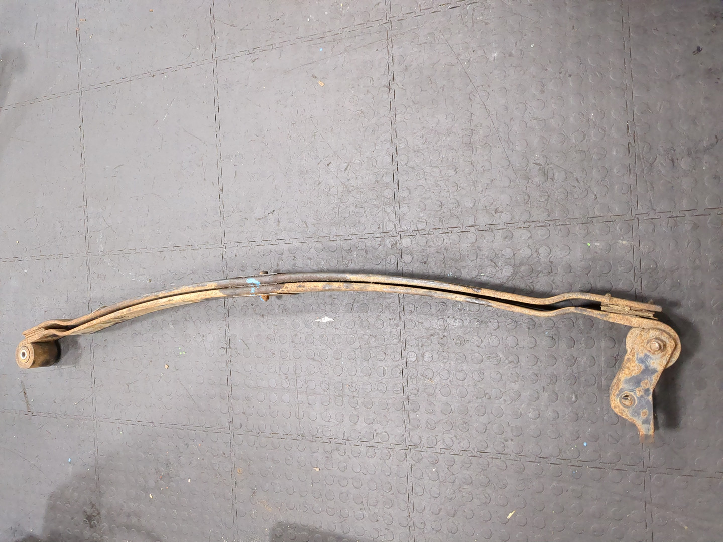 Рессора передняя