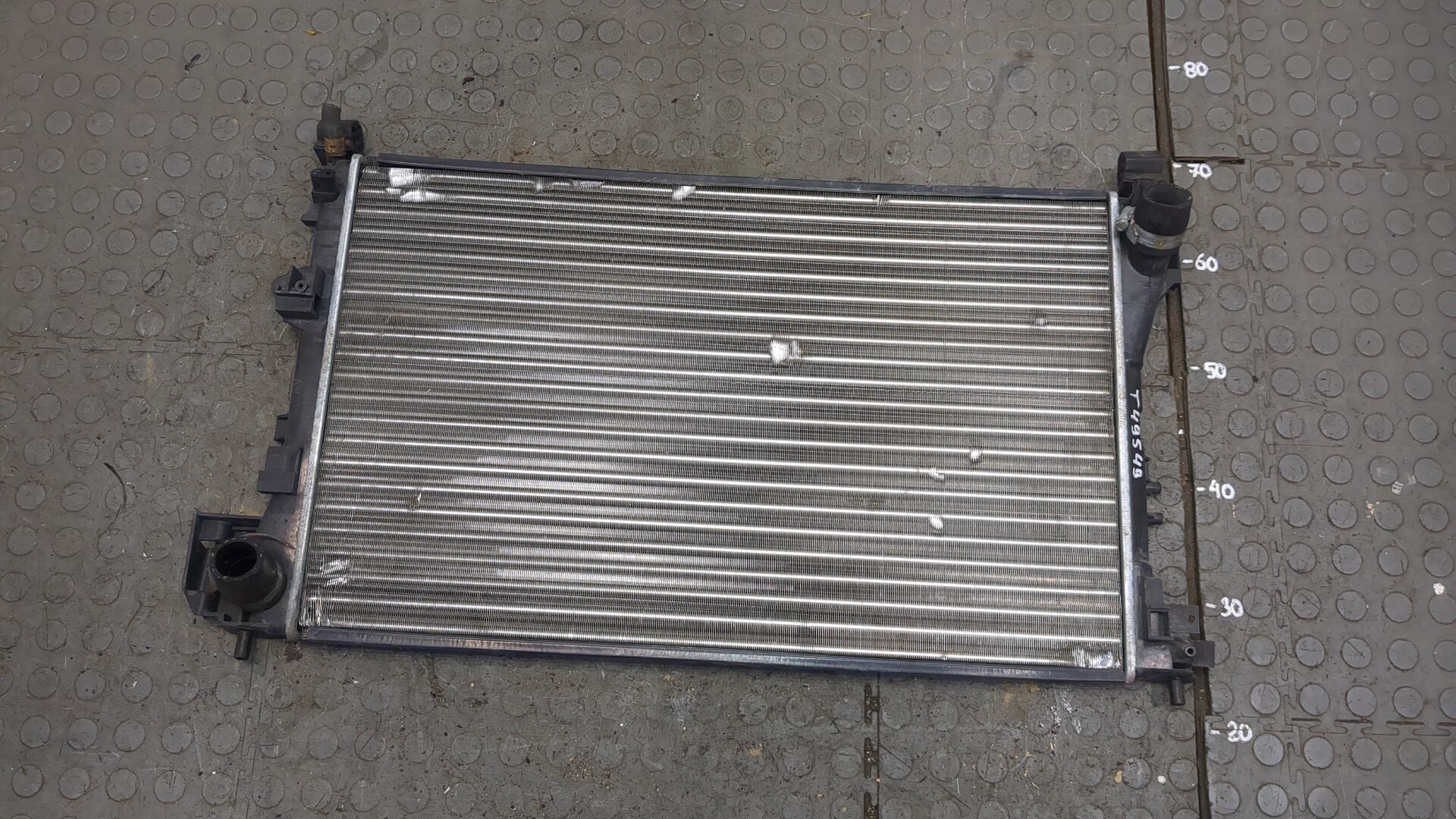 Радиатор охлаждения двигателя основной