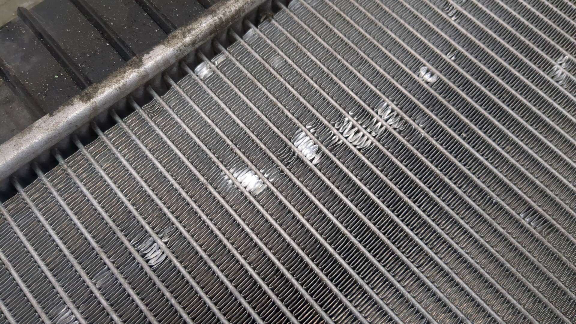 Радиатор охлаждения двигателя основной