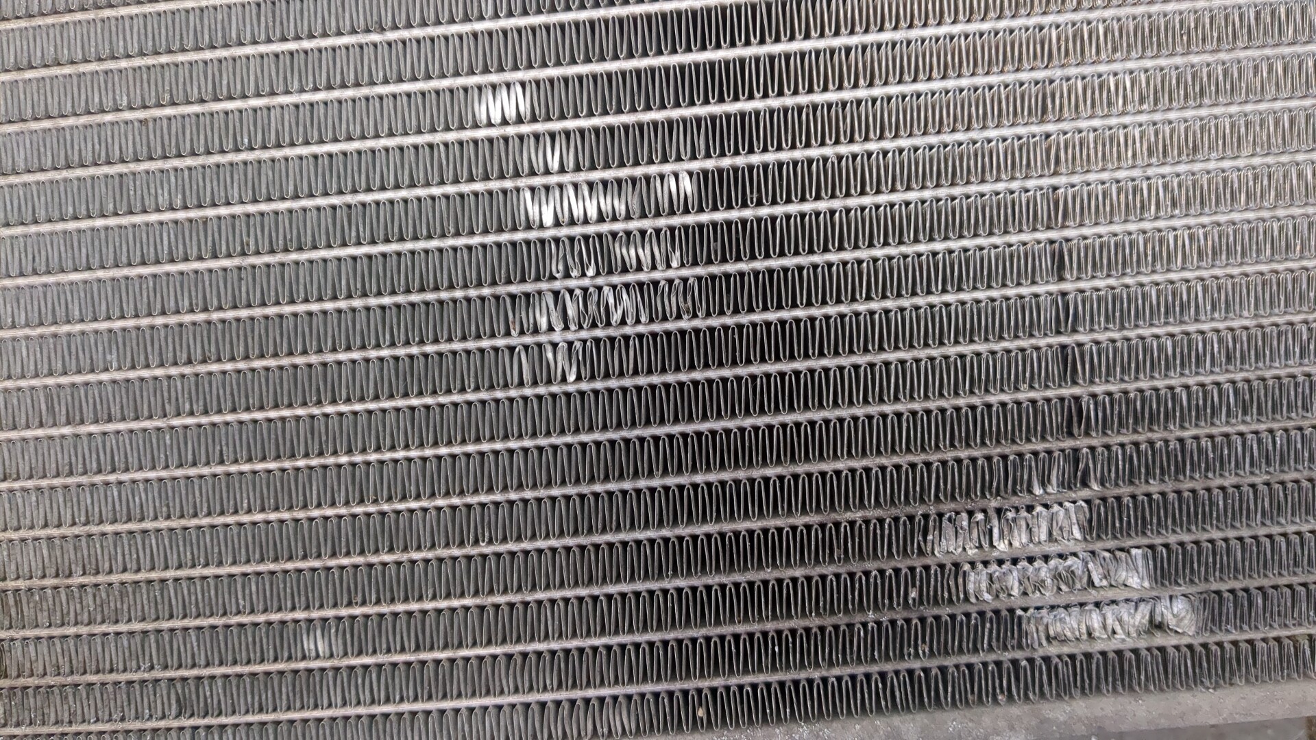 Радиатор охлаждения двигателя основной