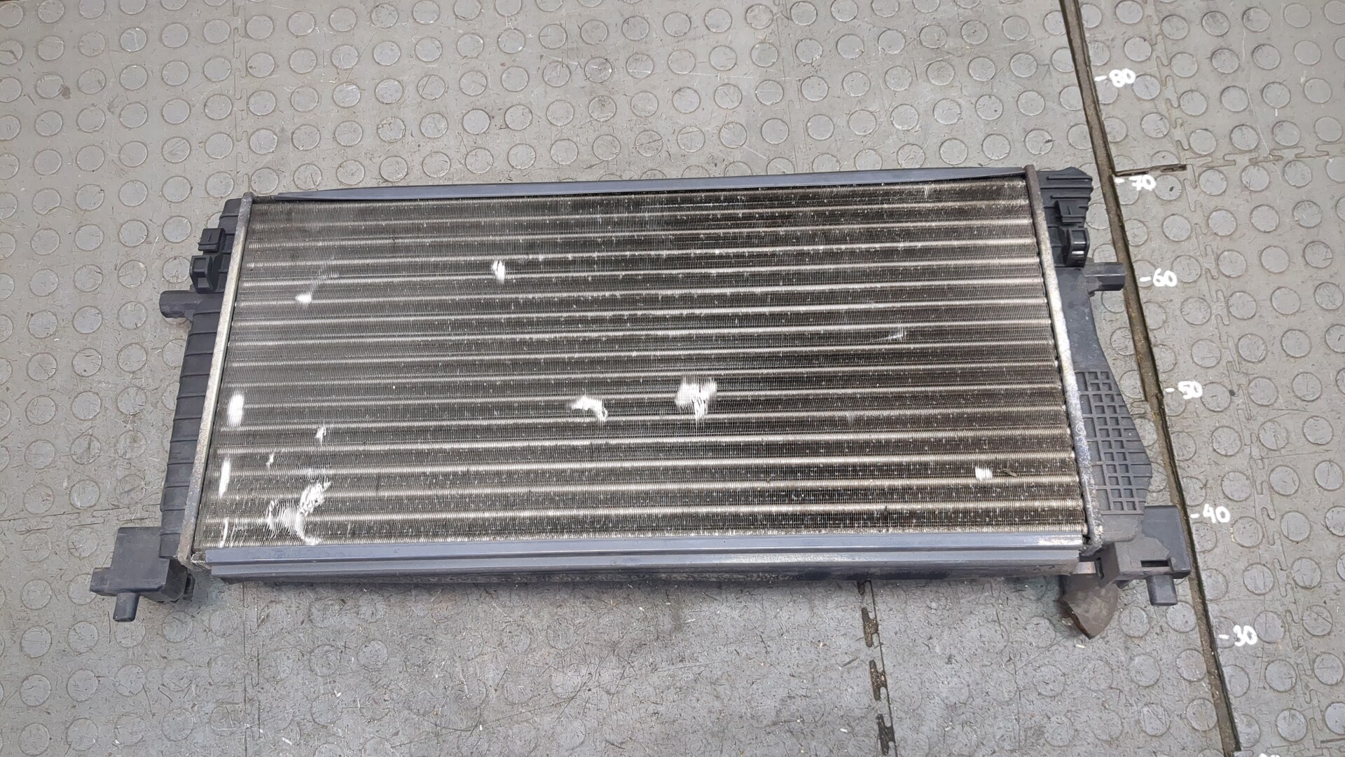 Радиатор охлаждения двигателя основной