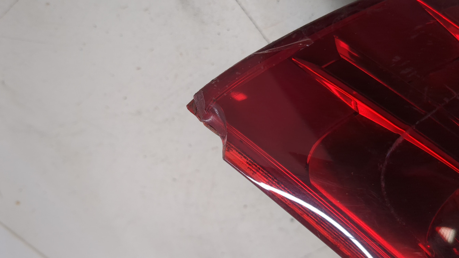 Фонарь задний правый