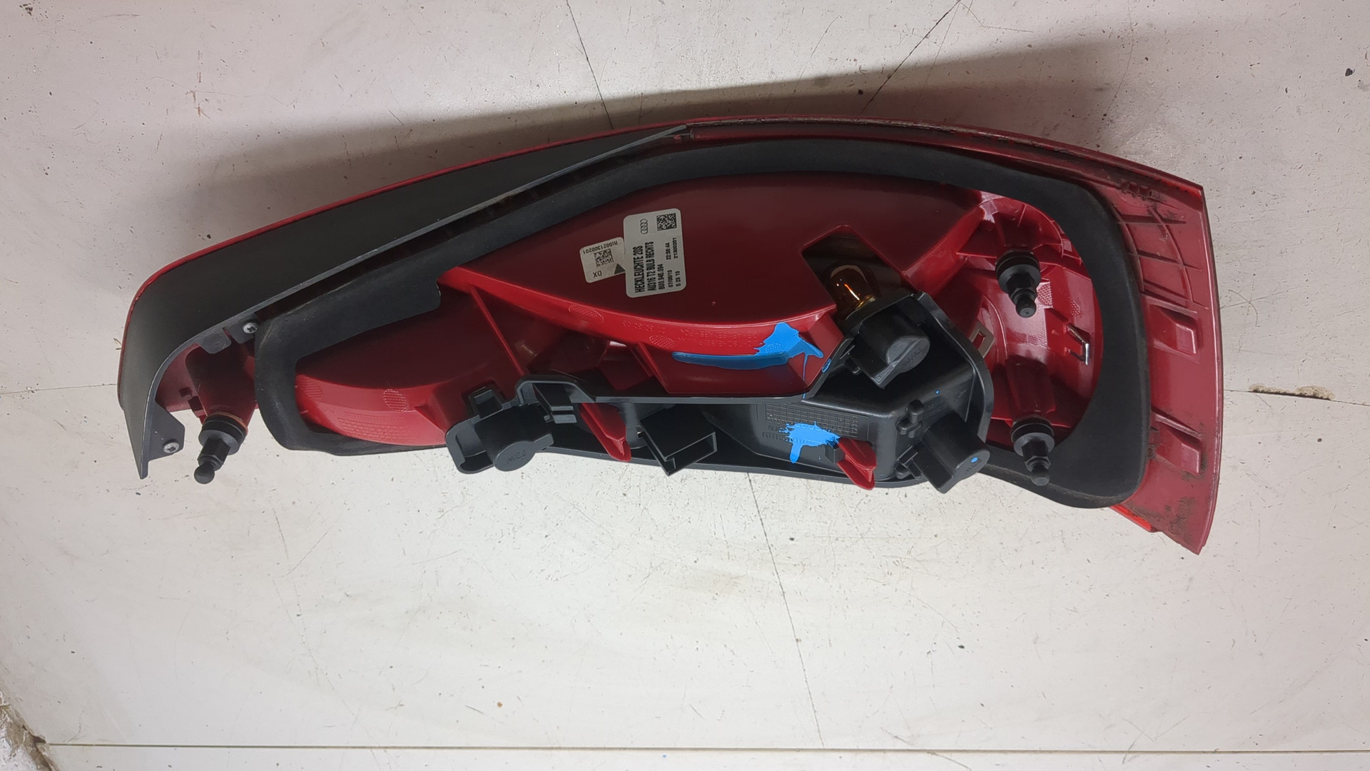 Фонарь задний правый