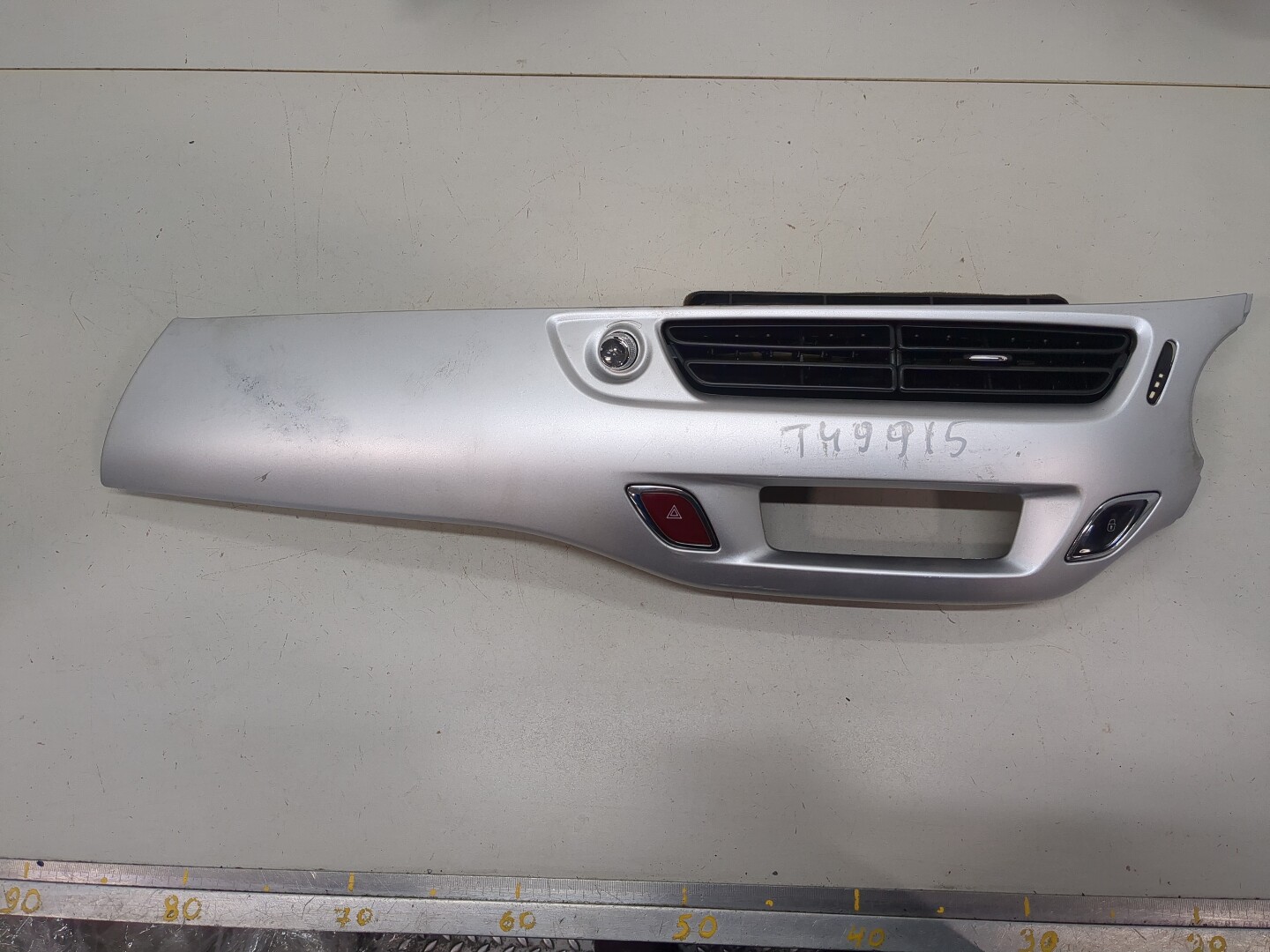 Дефлектор воздушный