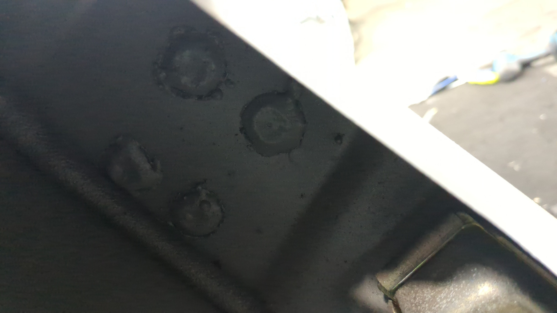 Дверь передняя левая