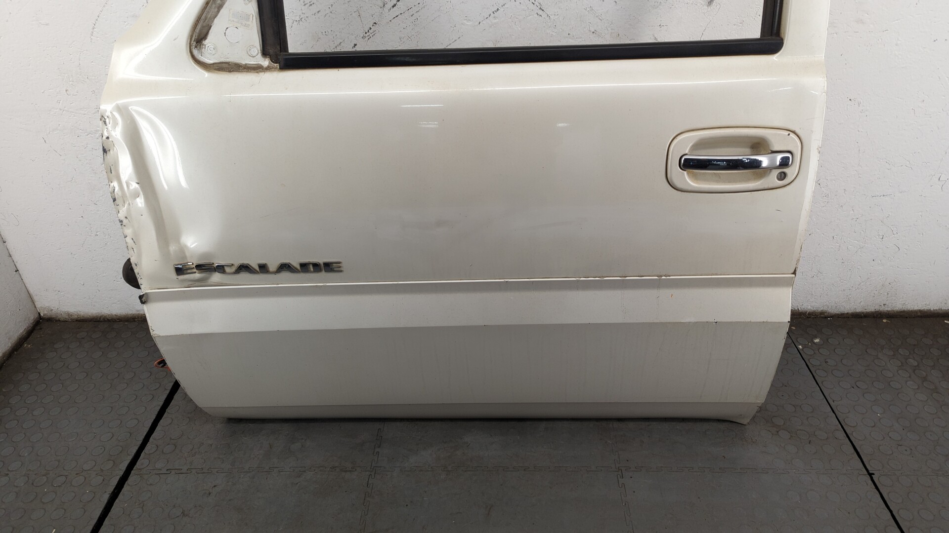 Дверь передняя левая