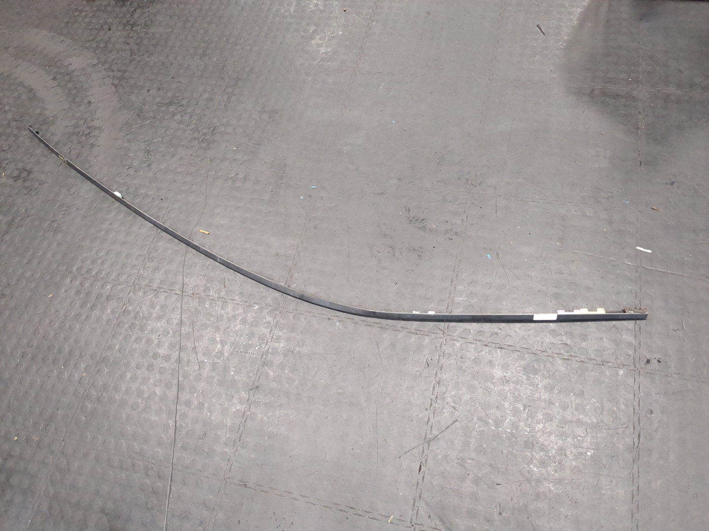 Молдинг крыши левый