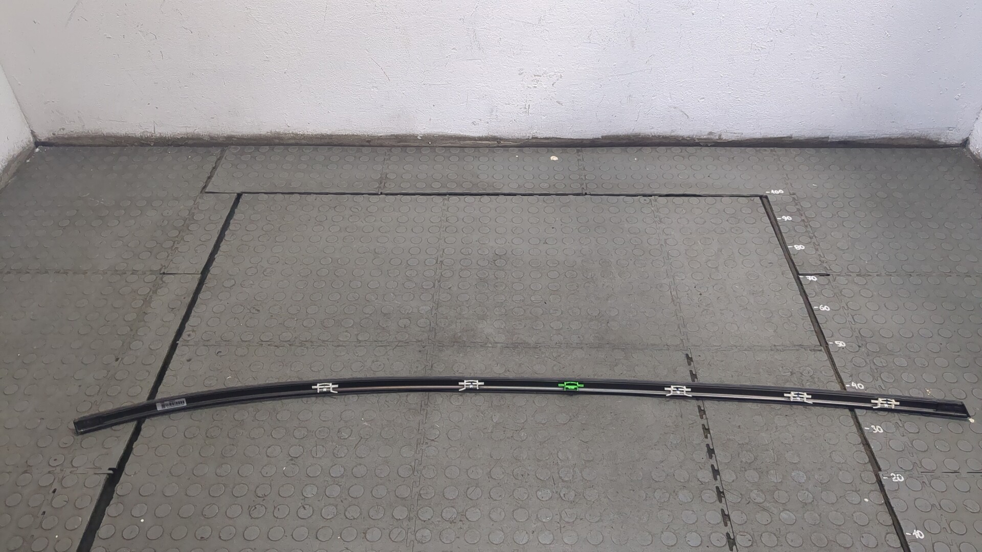 Молдинг крыши правый