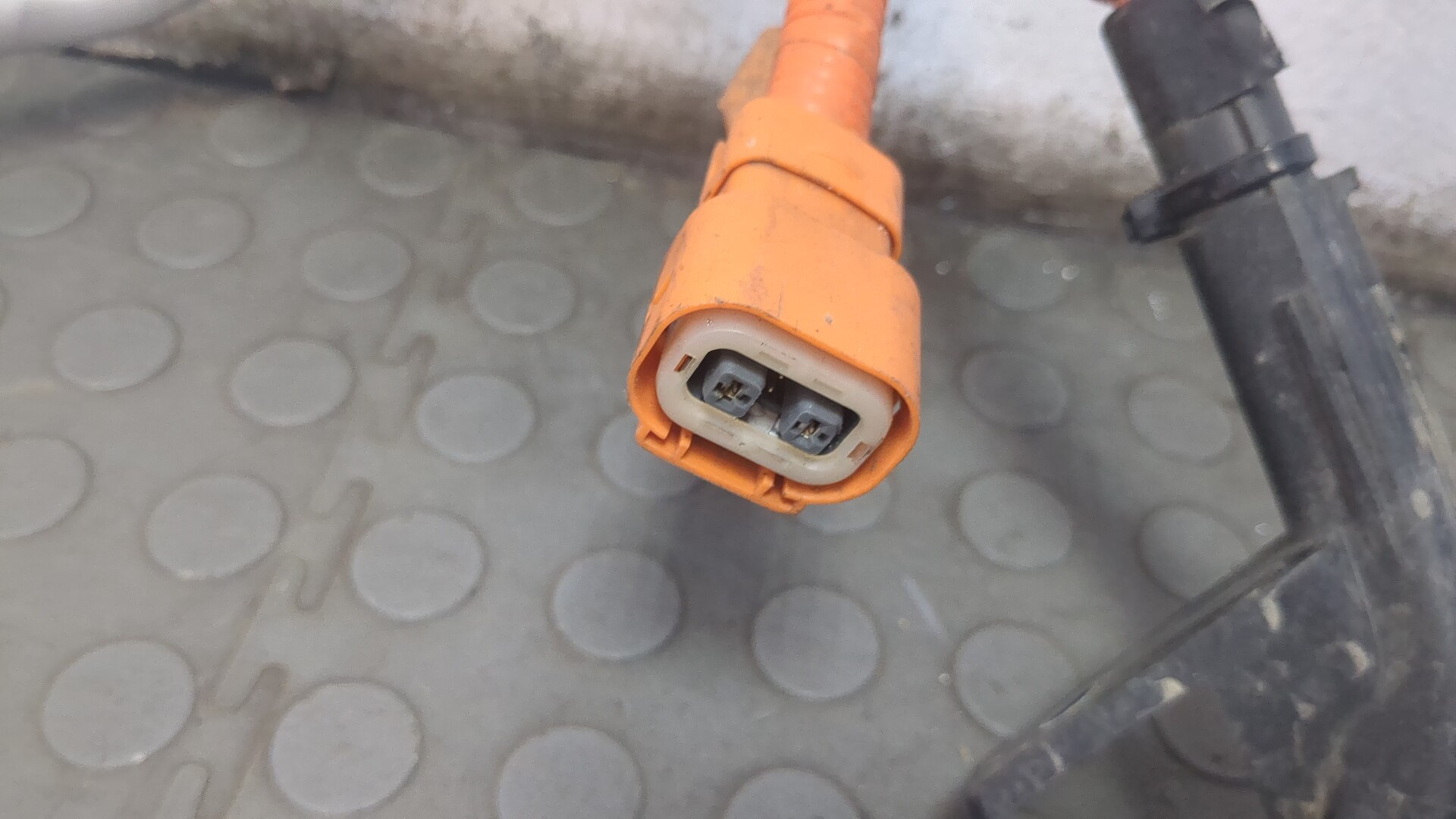 Провод высокого напряжения