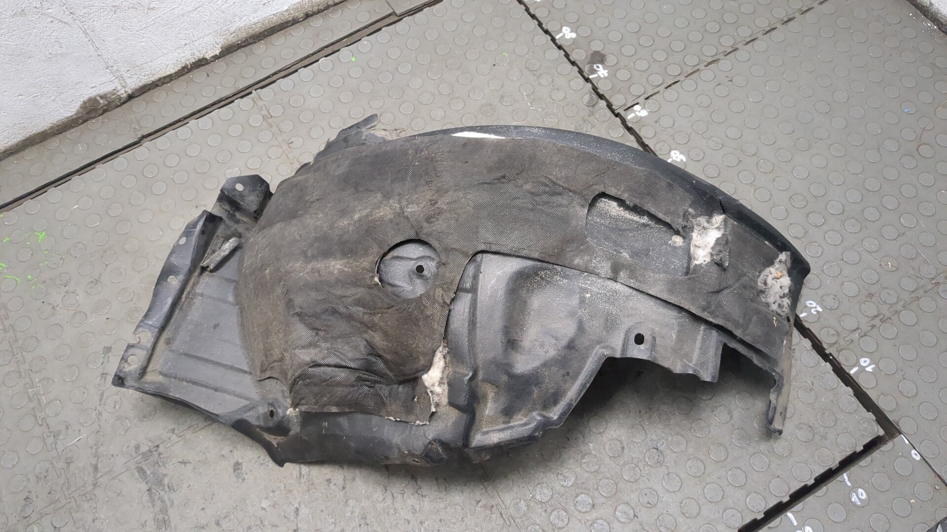 Локер передний левый