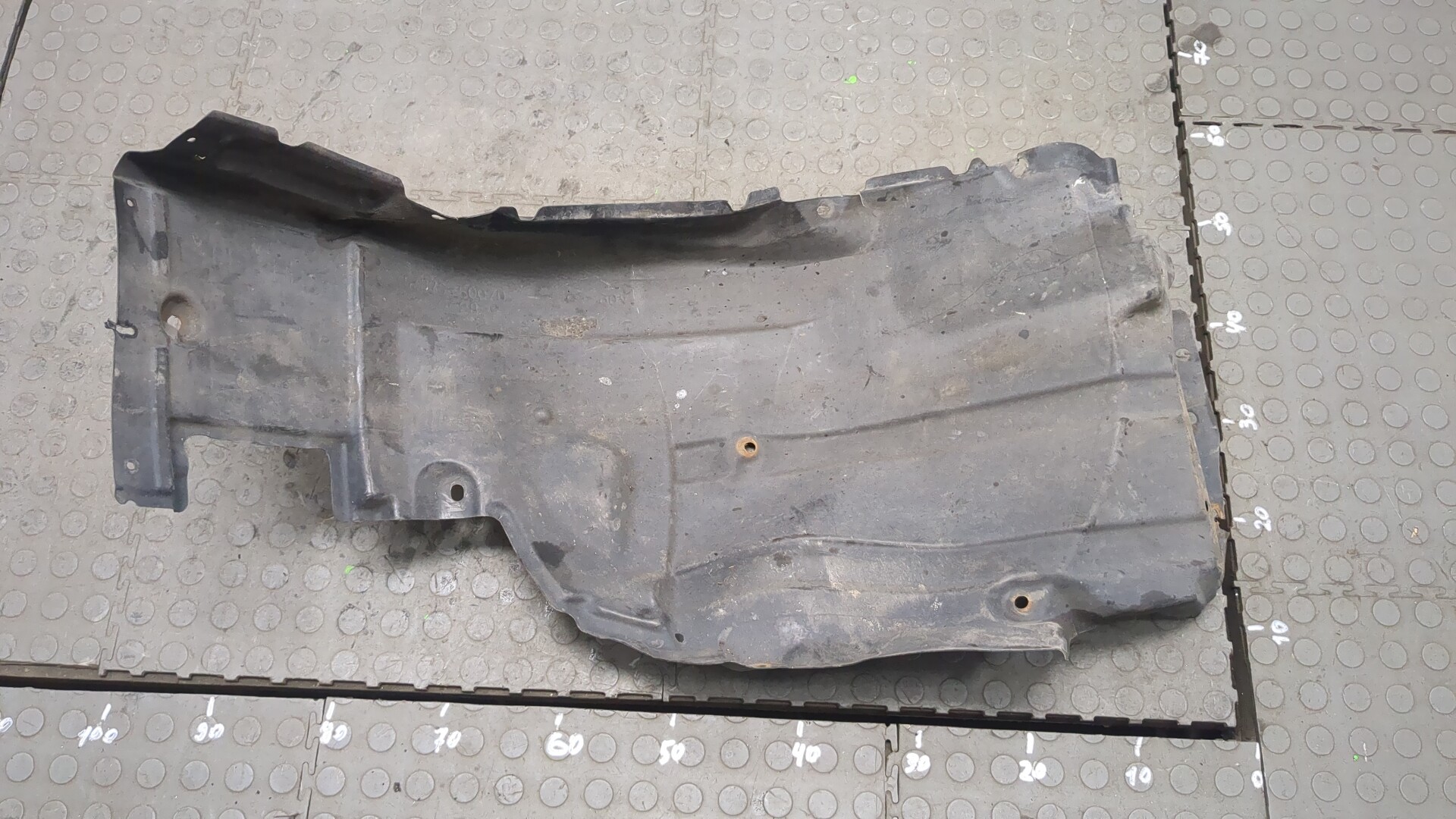 Локер передний левый