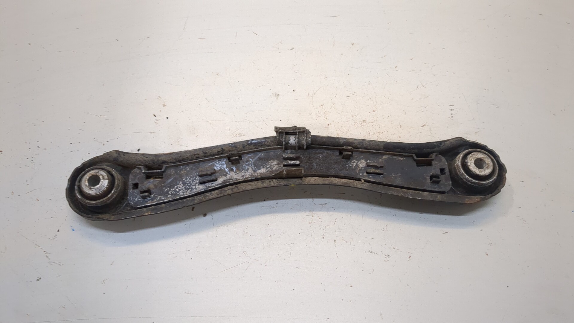 Рычаг задний