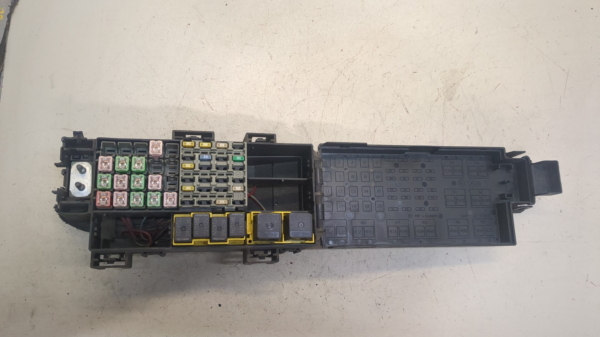 Блок предохранителей