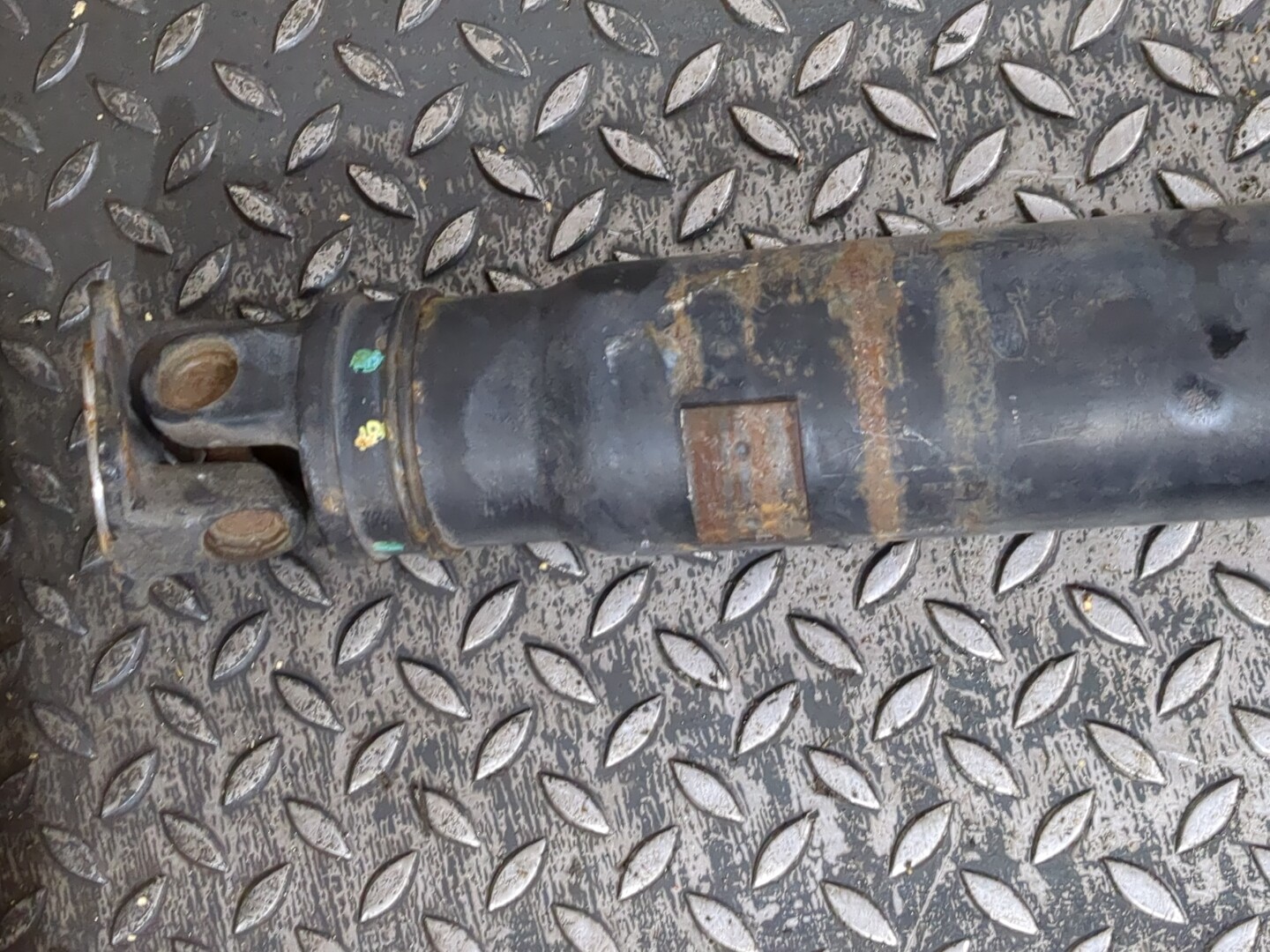 Вал карданный задний