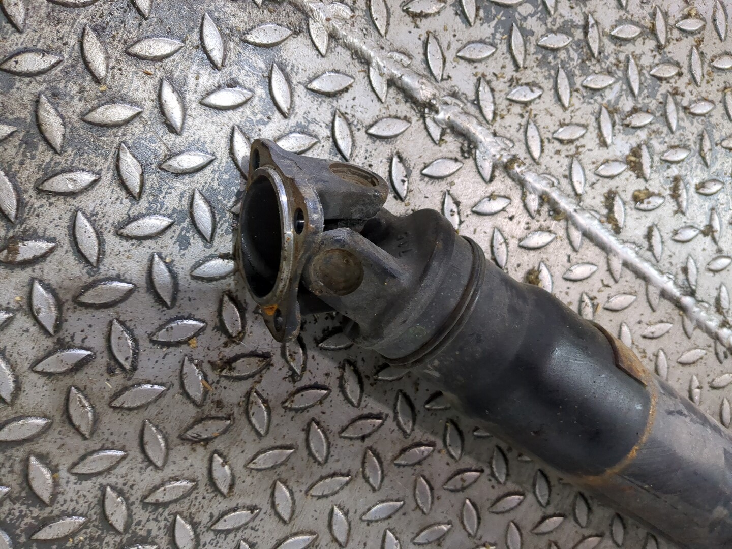 Вал карданный задний