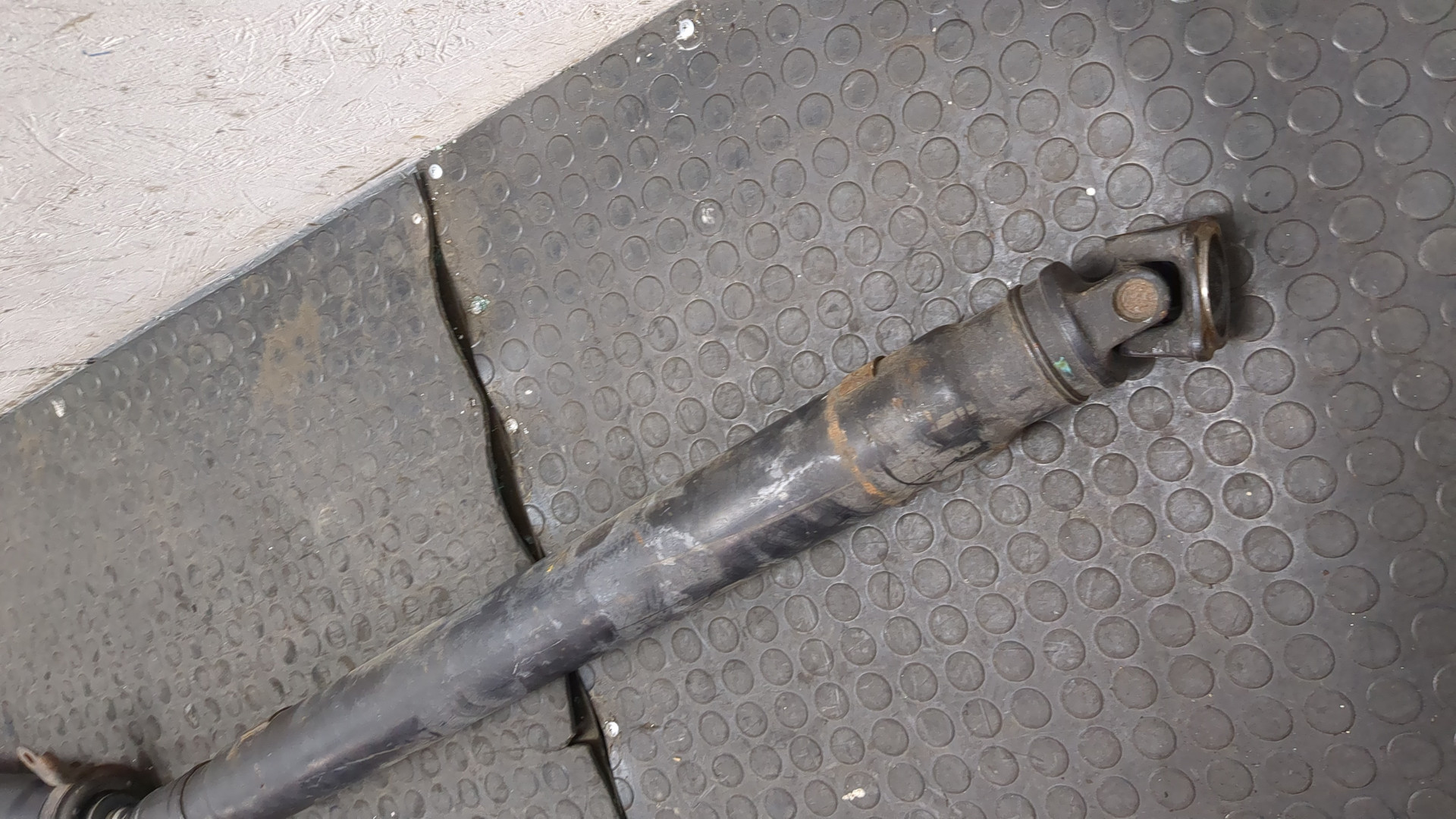 Вал карданный задний