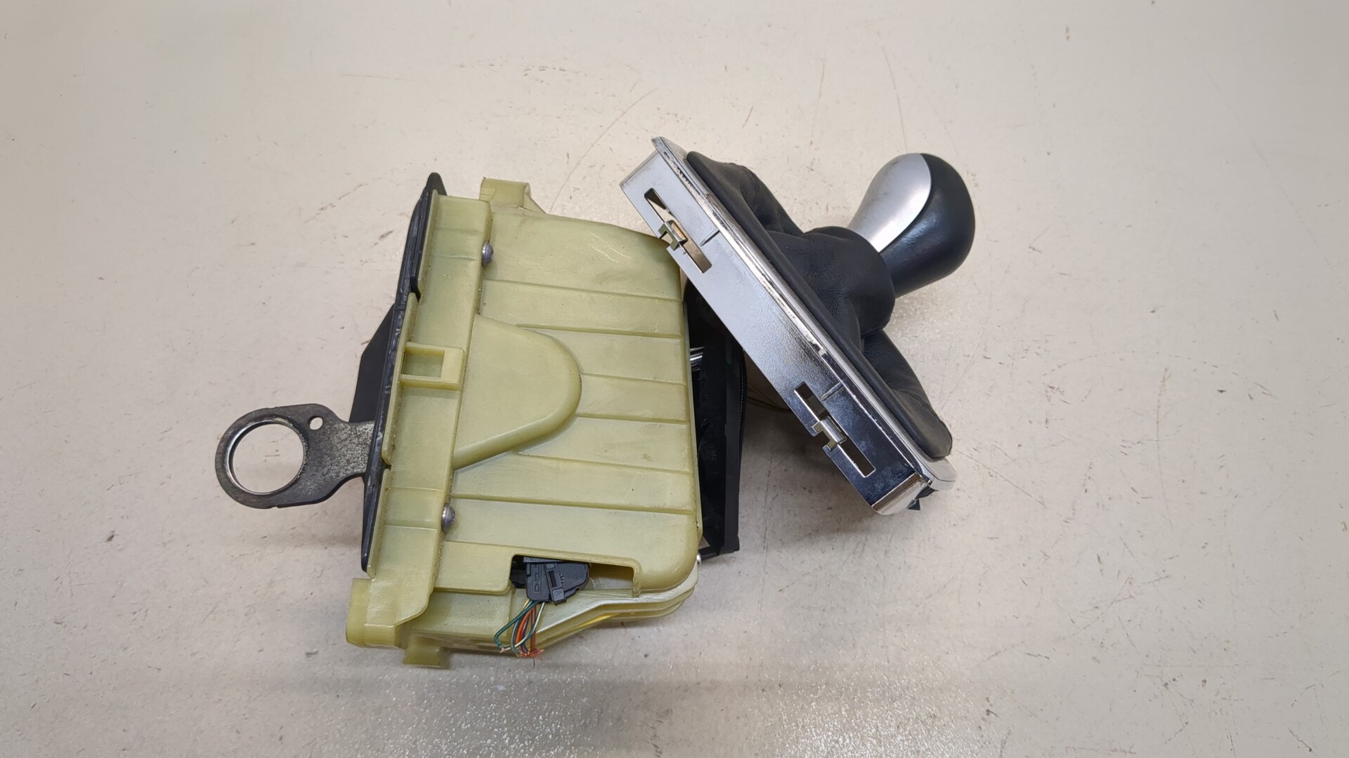 Кулиса МКПП / АКПП